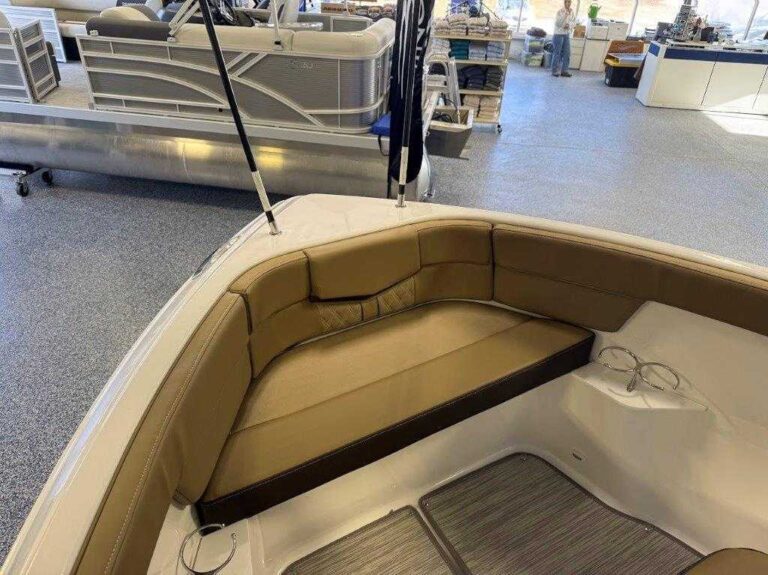 2026 Monterey Elite 25 OB US-RGFEF116J526 [photo 23]